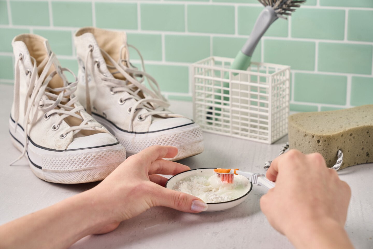 Weiße Sneaker Reinigen Schuhe SÃ¤säubern Hausmittel Weiße - Main Image