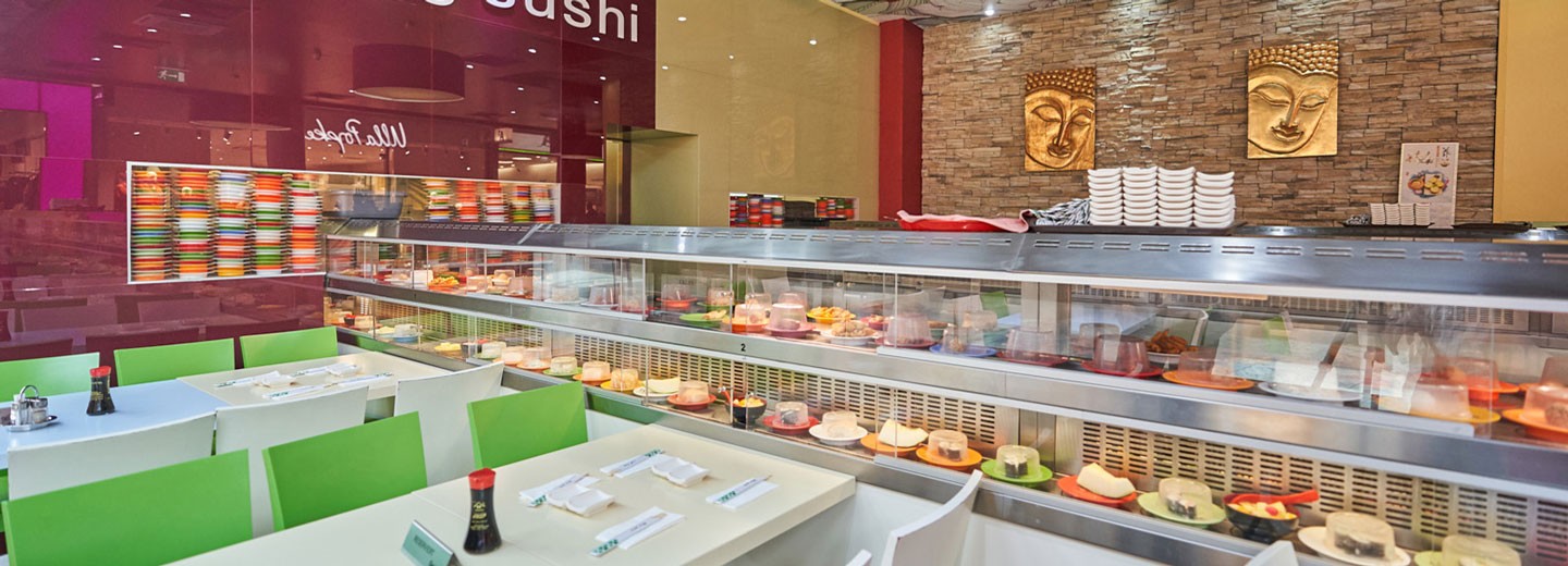 Running Sushi - All-You-Can-Eat Buffet. Sushi und asiatische Spezialitäten